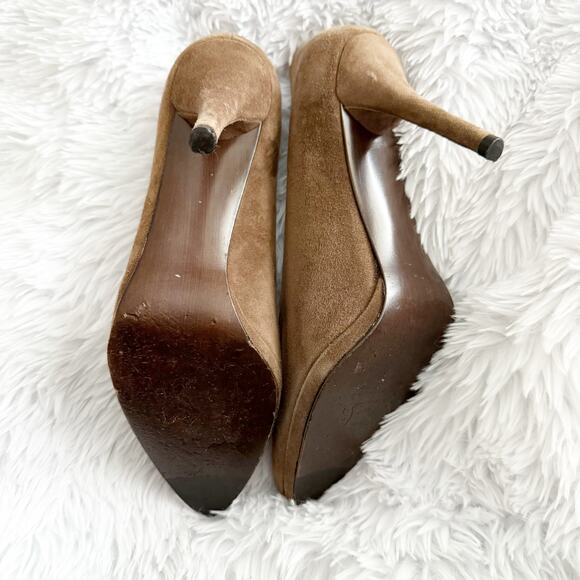 STUART WEITZMAN | Taupe Tan Gray Suede Stiletto Heels Pointed Toe Pumps | Size 8 - Picture 5 of 8